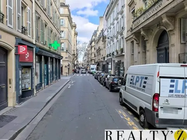 Boutique 2 pièces 113 m²