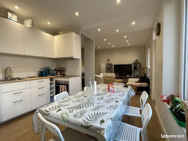 Chambre dans maison en colocation avec jardin