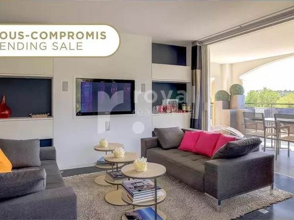 Appartement rénové dans un domaine fermé - Royal Mougins Golf
