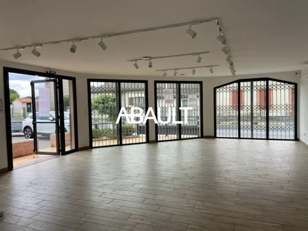 LOCAL D'ACTIVITE à VENDRE