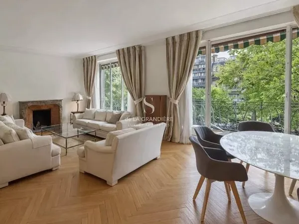 Paris 16ème - Flandrin proche Henri Martin - Elégant appartement