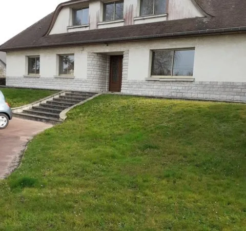 Belle maison au gros potentiel proche Eu