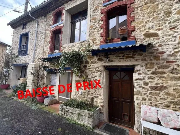 Ravissante maison à colombage avec un studio, un F3 et un garage