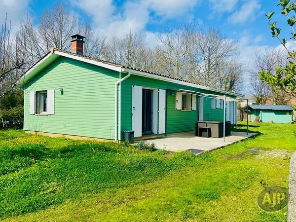 Maison T5 de 2001 sur 1300m2 de terrain clos !