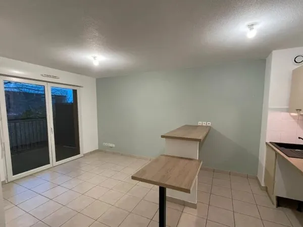 Appartement - T2 - Saint-Seurin-sur-l'Isle - 495
