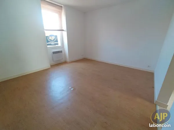 Studio 1 pièce 26 m²