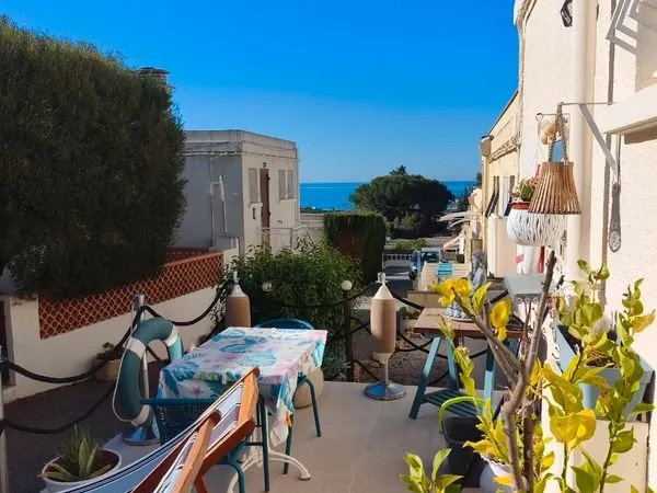 Bandol joli pavillon avec jardin et terrasse