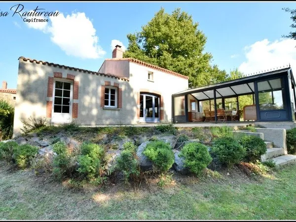 Maison à vendre 5 pièces CHAVAGNES EN PAILLERS (85)