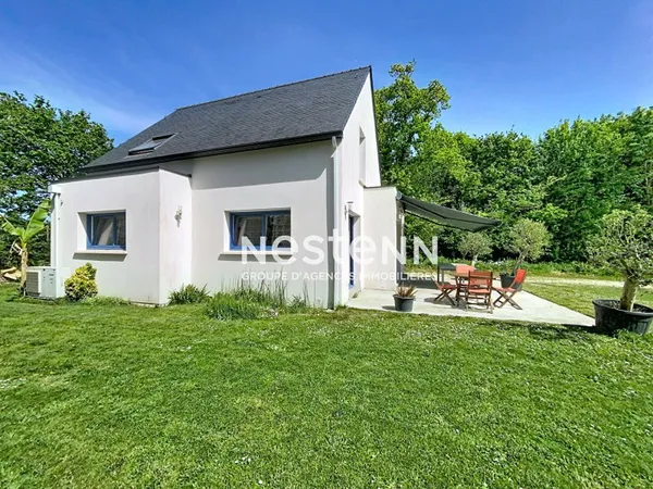 Maison contemporaine 5 pièces à vendre à Moëlan-sur-Mer, proche mer et sentiers côtiers