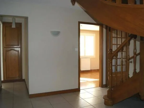 Maison 5 pièces 100 m²