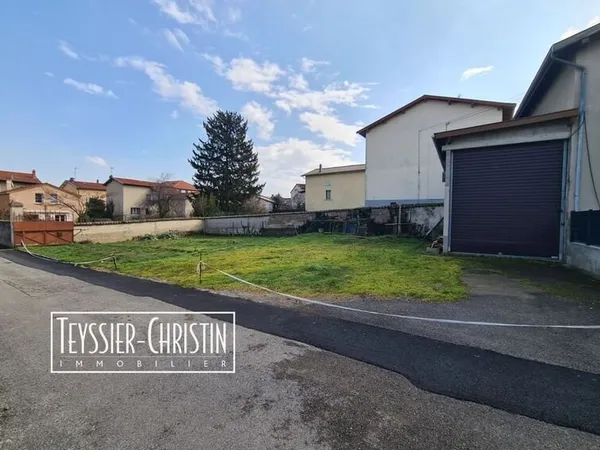 Terrain constructible