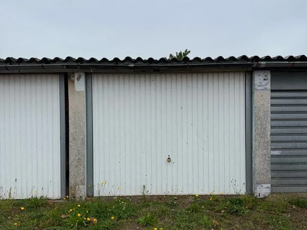 Garage 15m2