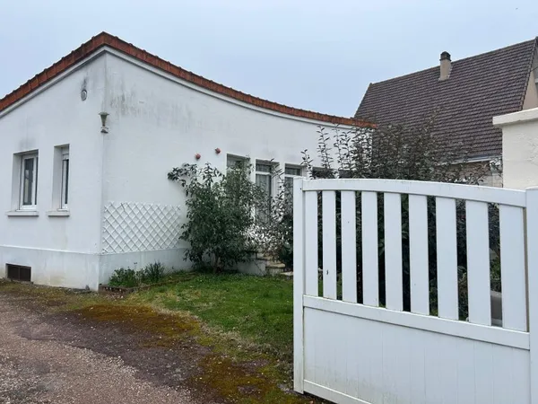 Charmante maison lumineuse avec jardin