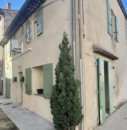 SAINT RÉMY DE PROVENCE - IMMEUBLE - 3 LOTS INDÉPENDANTS