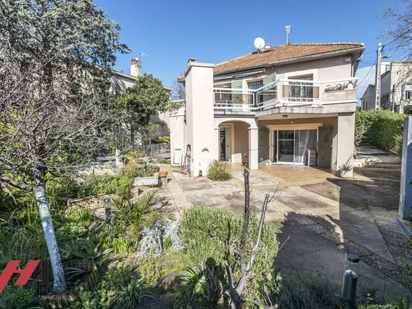 Maison lumineuse avec extérieur Proximité axes & commodités