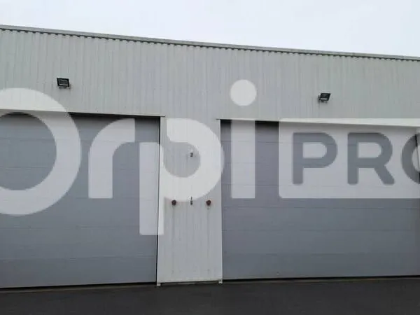 Local d'activité 720 m²