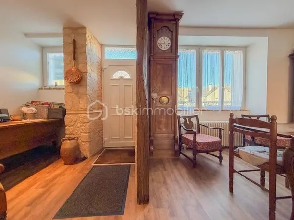 Maison 11 pièces 177 m²