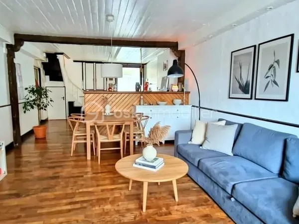 MAISON DE BOURG - 93 M² - 3 CHAMBRES - VERGEAL