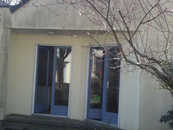 Mézières en Brenne, location pavillon type 2