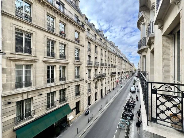 Appartement 6 pièces 213 m²