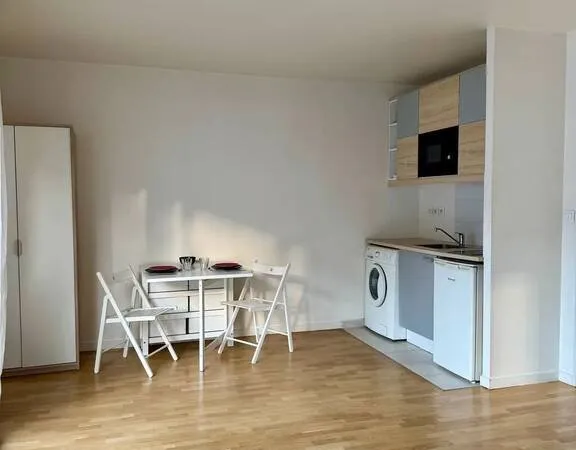 Studio 1 pièce 25 m²