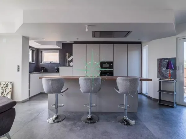 Villa 4 pièces 130 m²