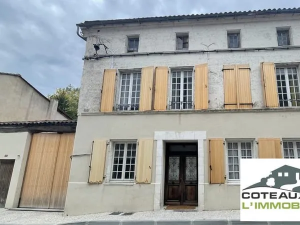 Maison 9 pièces 299 m²