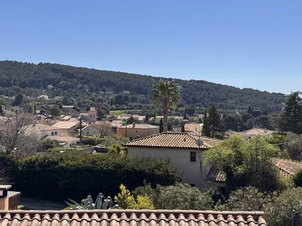 VILLA CONTEMPORAINE T4/5 - 150M2 - PETITE VUE MER - TERRAIN 830M2 - PISCINE - 996 000€