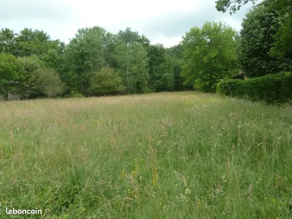 Terrain Encausse les thermes