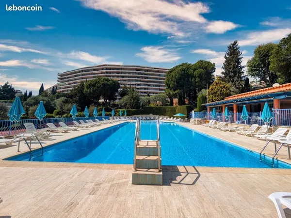 Vends appartement 3p de 76m² avec terrasse de 26 m2 vue mer à Nice