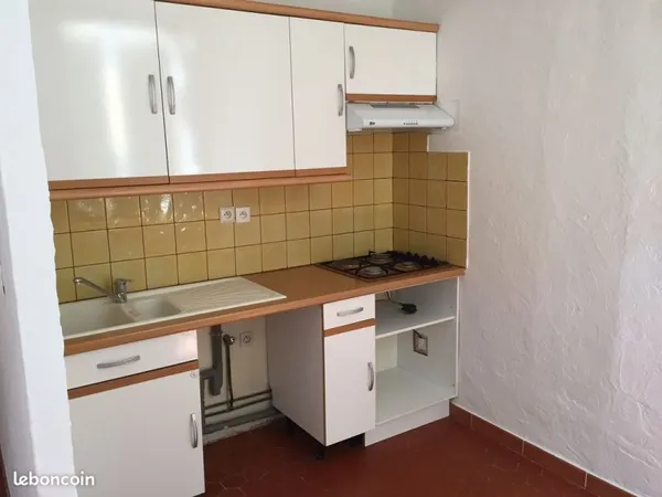 TOULON T2 40m² proche PORT-MAYOL-ARSENAL