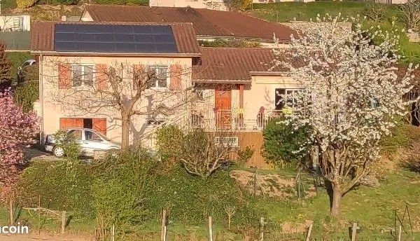 Maison familiale, spacieuse et lumineuse proche centre d'Amplepuis Amplepuis