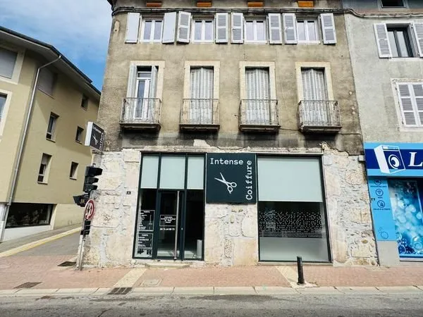 Local 78 m² Vinay