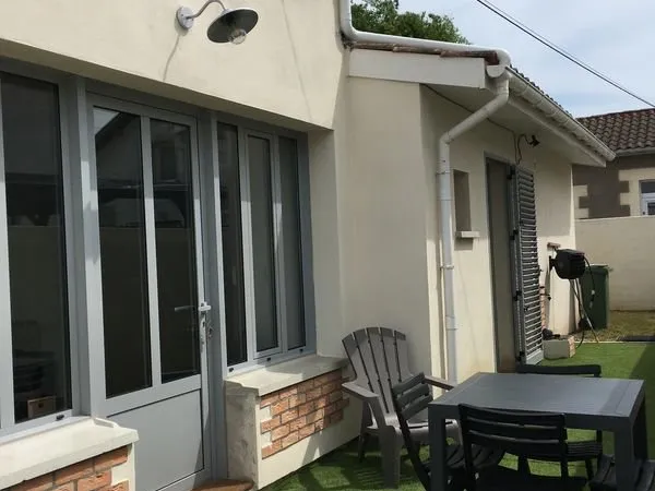 Petite maison meublee