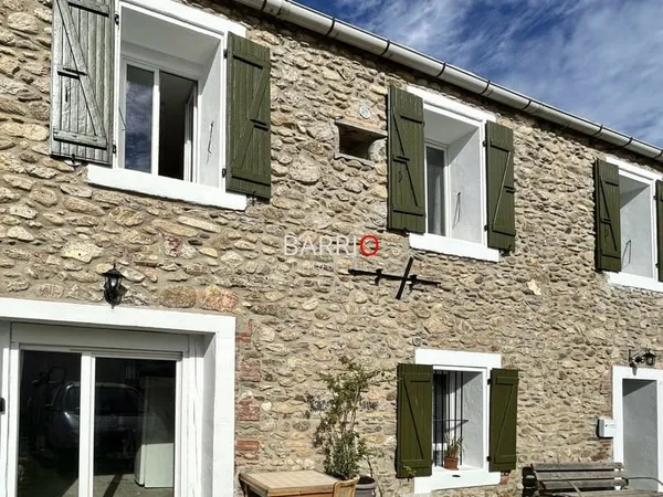 MAISON DE VILLAGE
