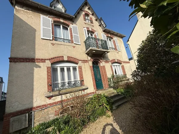 Maison 9 pièces 154 m²