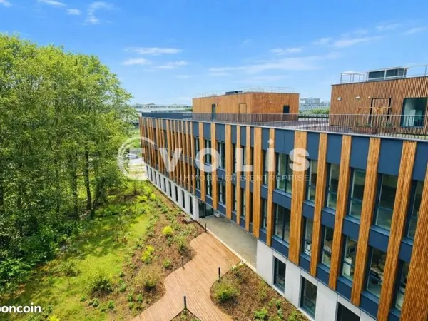 Bureau 397 m²