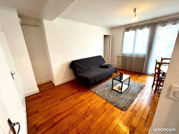 À vendre appt T3 rénové quartier St Ferjeux