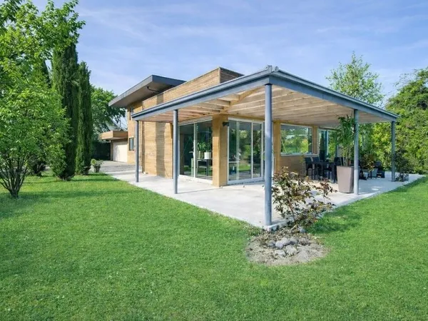 VILLA - A VENDRE -THONON LES BAINS