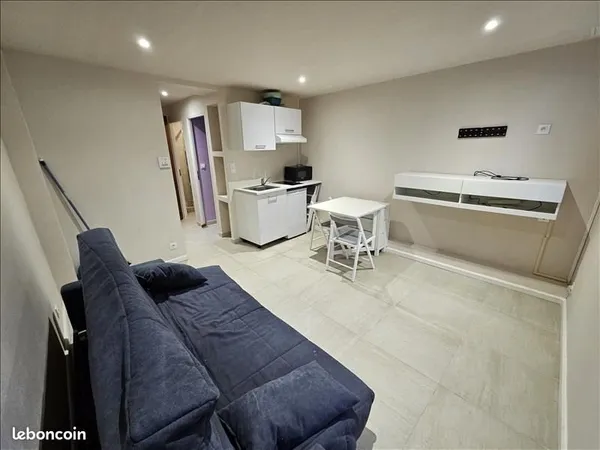 Studio 1 pièce 21 m²