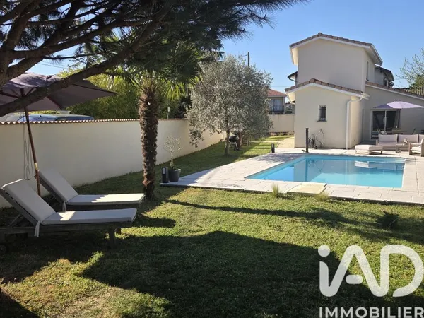 Maison 5 pièces 85 m²
