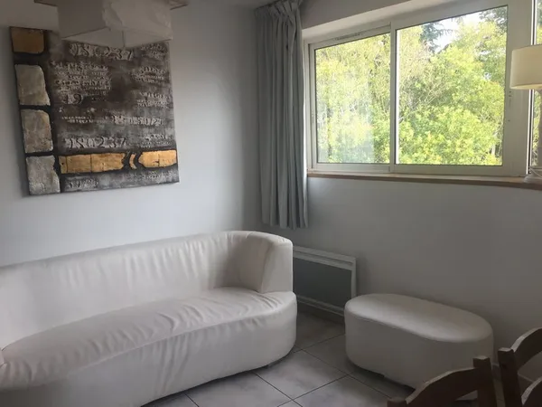 APPT TYPE 2 ENTIEREMENT MEUBLE - EN DUPLEX