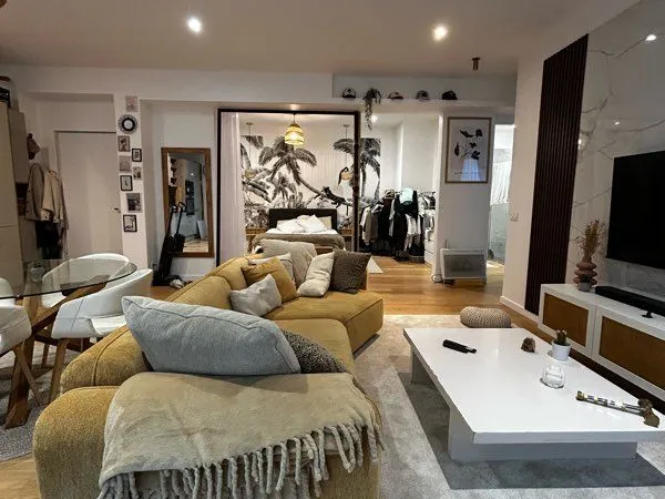 Appartement T3 avec terrasse à louer