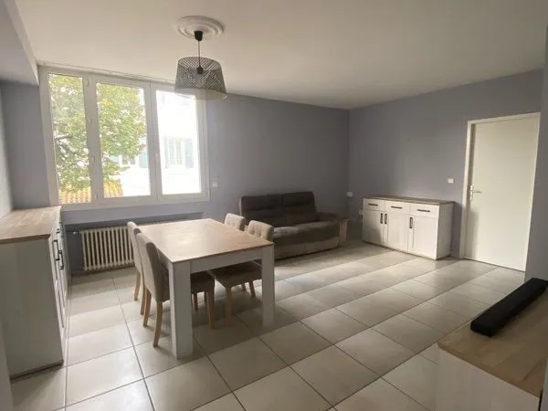 🏡 T3 82 m² - Très lumineux - Centre-ville Aubenas -