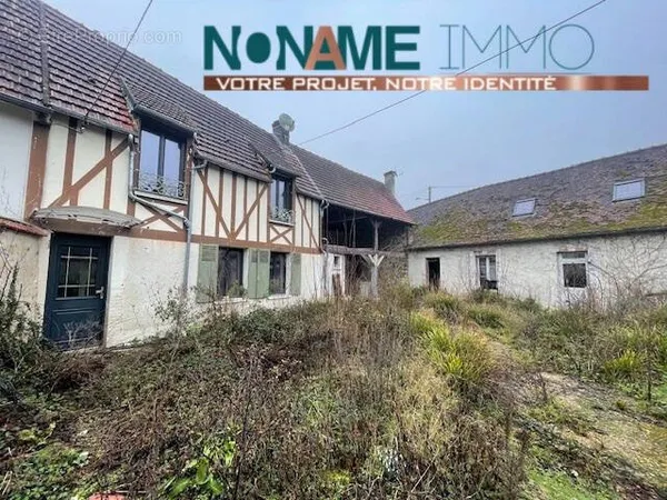 Maison 80m2 + grange 71m2 + studio 20m2 grand potentiel !
