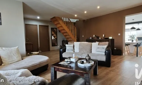 Maison familiale 6 pièces 142 m²