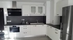 🏡 Appartement type maison avec jardin privatif et garage - entièrement rénové