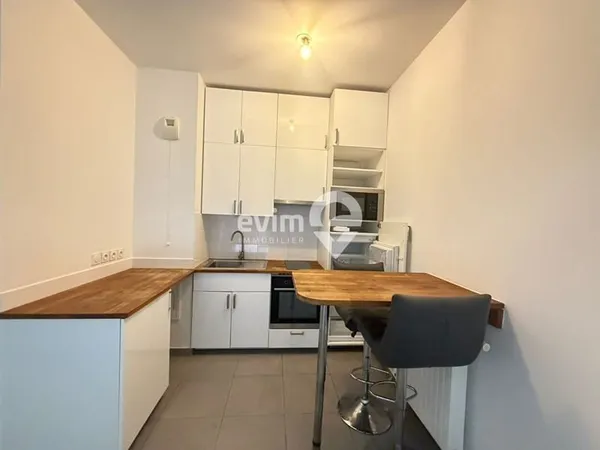 OPPORTUNITÉ RARE, STUDIO EN HYPER CENTRE D'ARGENTEUIL