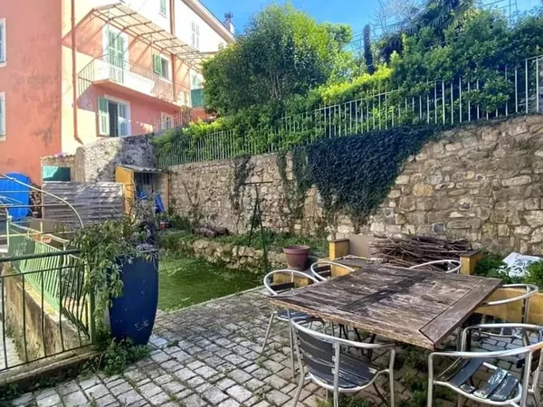 RARE ! Charmante maison de village