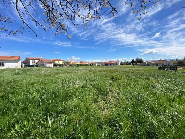 Terrain constructible Bains 1215 m2
